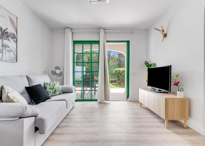 Home2book Stylish Terrace & Bbq,